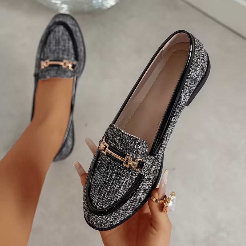 Wide Size Hot Metal Button Decoration Hand-sewn Single-piece Slip-on Round Toe Comfortable Versatile Women's Low-heeled Loafers, Women Shoes
